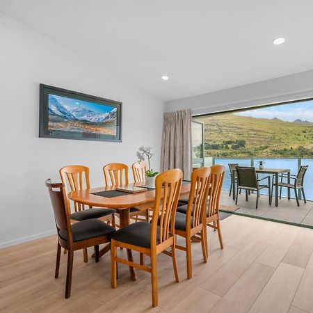 Frankton House - Queenstown Holiday Home Eksteriør bilde