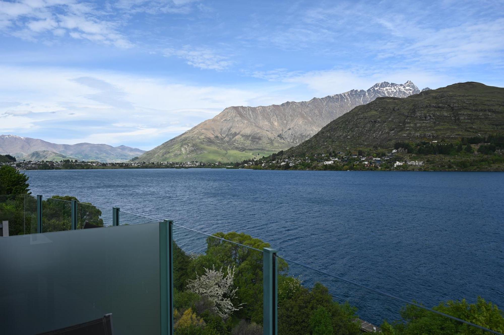 Frankton House - Queenstown Holiday Home Eksteriør bilde