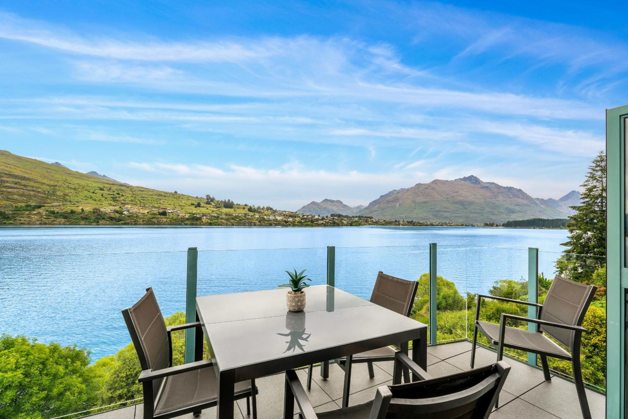 Frankton House - Queenstown Holiday Home Eksteriør bilde